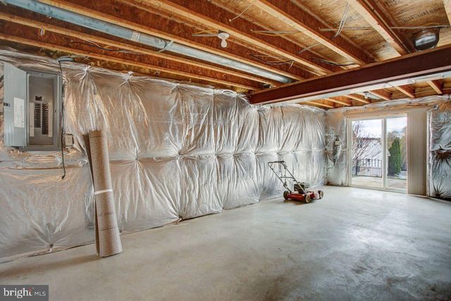 108 BRIDLE HILL CT, Chambersburg, PA 17202