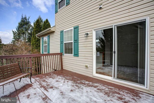 108 BRIDLE HILL CT, Chambersburg, PA 17202