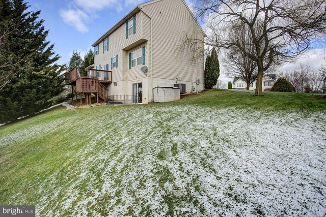 108 BRIDLE HILL CT, Chambersburg, PA 17202