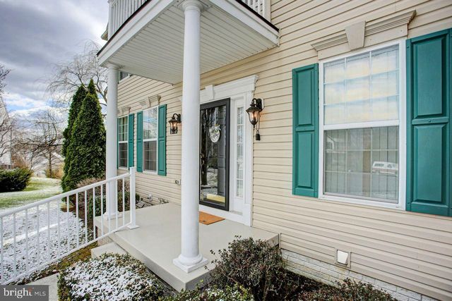 108 BRIDLE HILL CT, Chambersburg, PA 17202