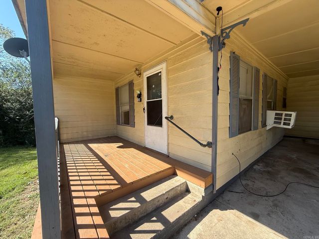 138 Highland Park Street, Hot Springs, AR 71913