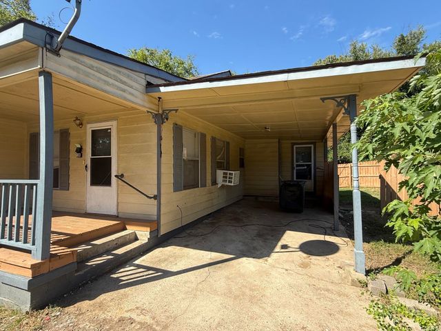 138 Highland Park Street, Hot Springs, AR 71913