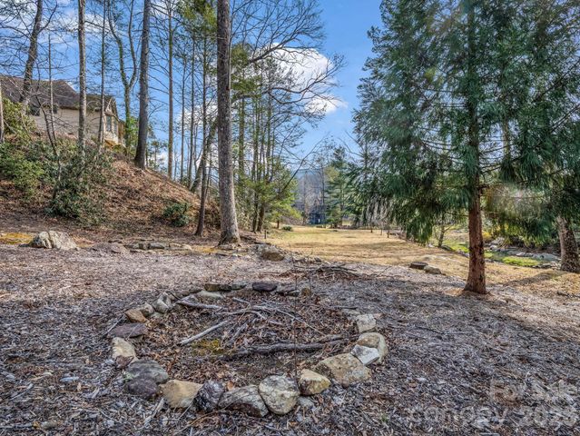 134 Chapel Point Road, Lake Lure, NC 28746