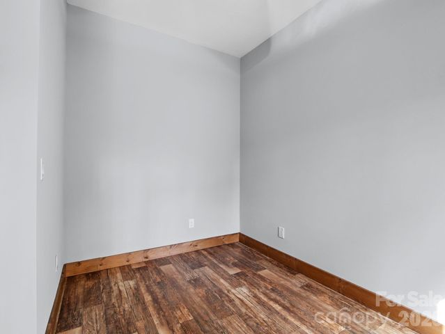 134 Chapel Point Road, Lake Lure, NC 28746