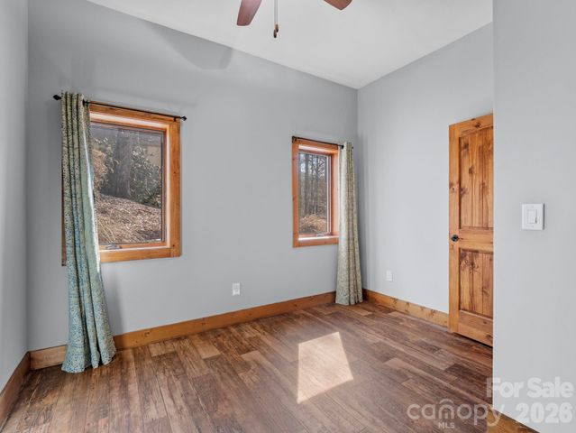 134 Chapel Point Road, Lake Lure, NC 28746