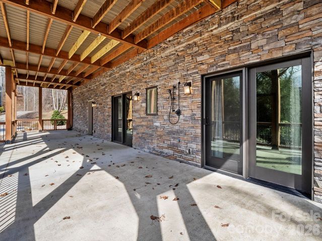 134 Chapel Point Road, Lake Lure, NC 28746