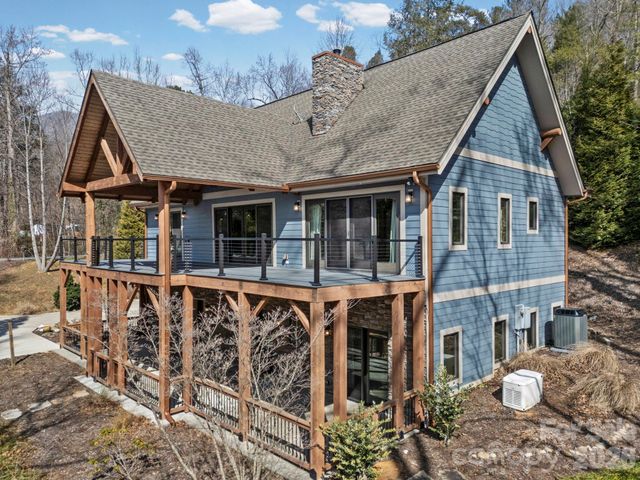 134 Chapel Point Road, Lake Lure, NC 28746