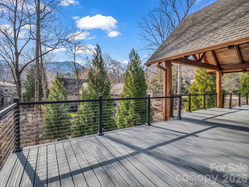 134 Chapel Point Road, Lake Lure, NC 28746