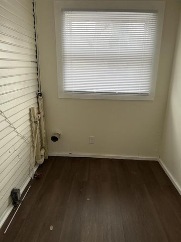 104 LAKE STREET, Marinette, WI 54143