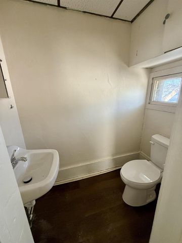 104 LAKE STREET, Marinette, WI 54143