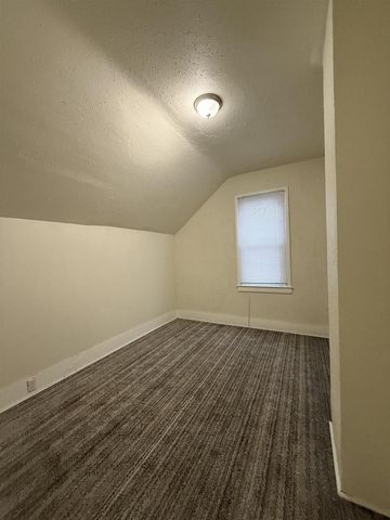 104 LAKE STREET, Marinette, WI 54143