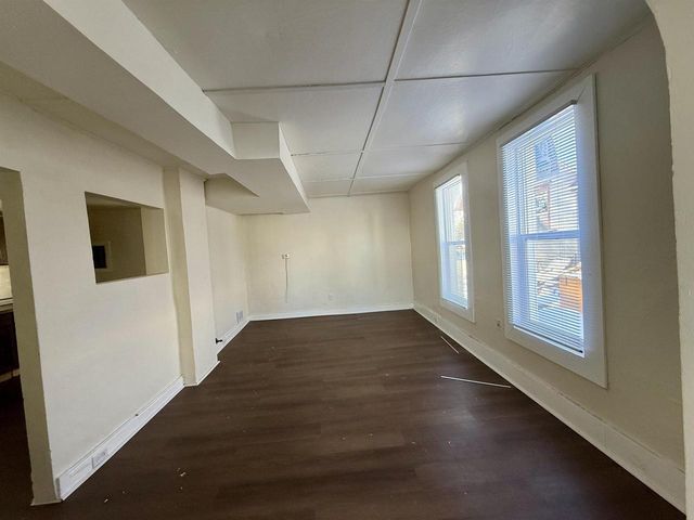 104 LAKE STREET, Marinette, WI 54143