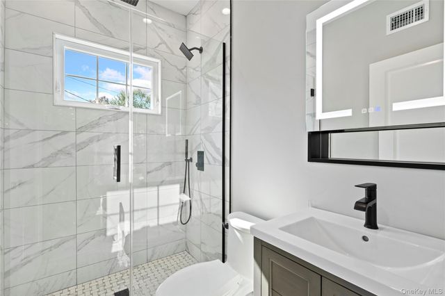 30 Virginia Road, Syosset, NY 11791