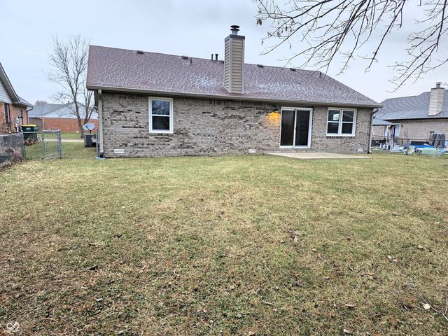 1035 Southpointe Drive, Franklin, IN 46131