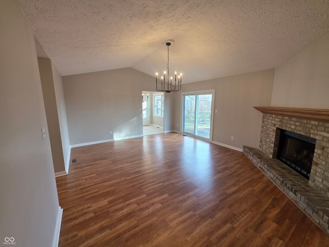 1035 Southpointe Drive, Franklin, IN 46131