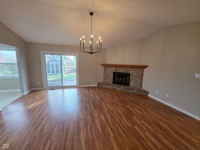 1035 Southpointe Drive, Franklin, IN 46131