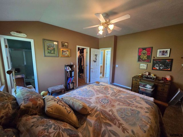 14903 Wirt Street, Omaha, NE 68116