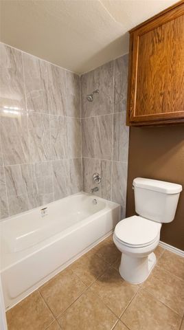 9829 Walnut Street O 207, Dallas, TX 75243