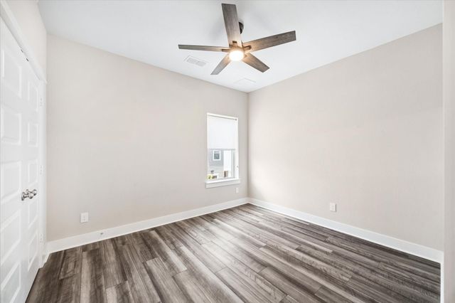 10960 Hewitt Cliff Lane, Houston, TX 77043
