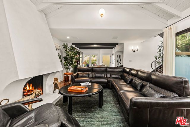 14 Anchorage Street, Marina Del Rey, CA 90292