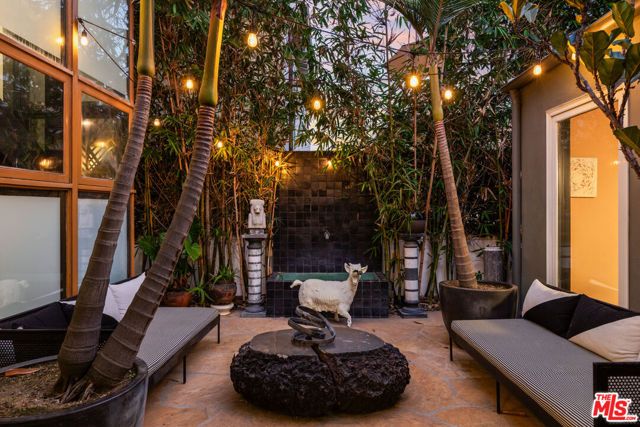 14 Anchorage Street, Marina Del Rey, CA 90292