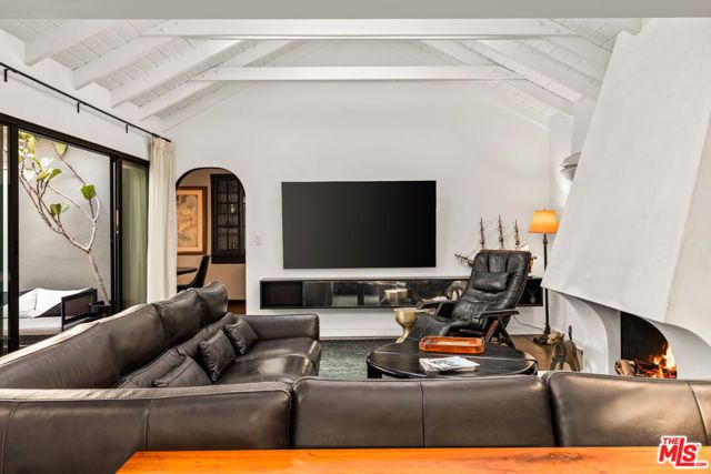 14 Anchorage Street, Marina Del Rey, CA 90292