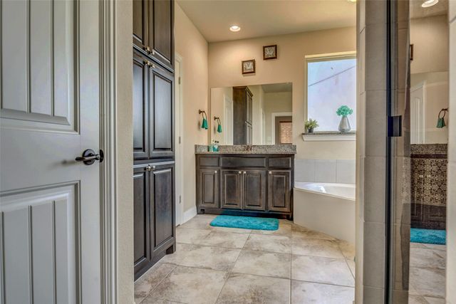 1429 Lauren Creek Lane, Mckinney, TX 75072