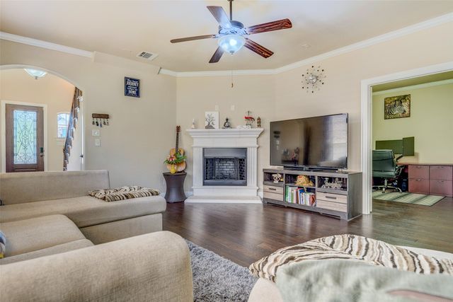 1429 Lauren Creek Lane, Mckinney, TX 75072