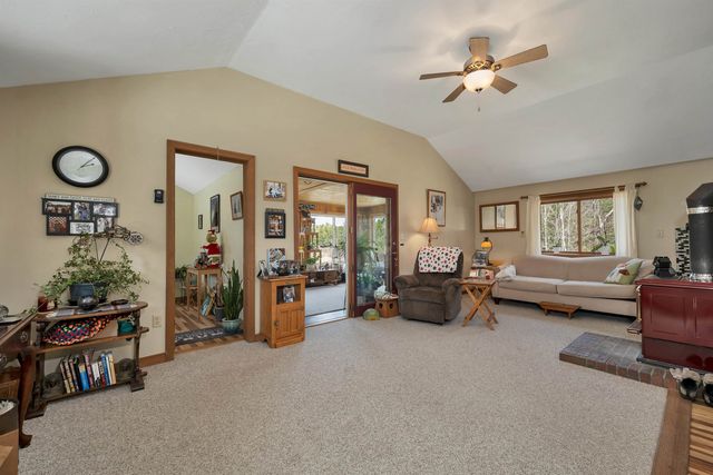 547 Texas Hill Road, Plymouth, NH 03264