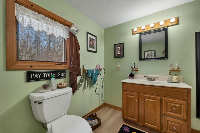 547 Texas Hill Road, Plymouth, NH 03264