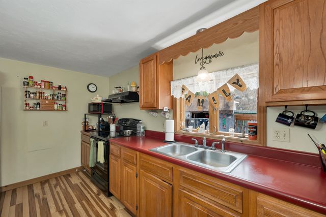 547 Texas Hill Road, Plymouth, NH 03264