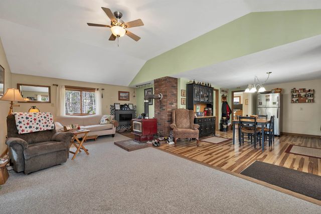 547 Texas Hill Road, Plymouth, NH 03264