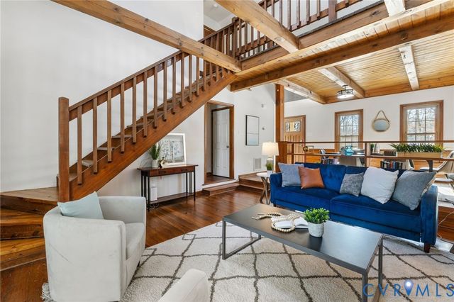 5606 Southern Pine Dr, Richmond, VA 23225