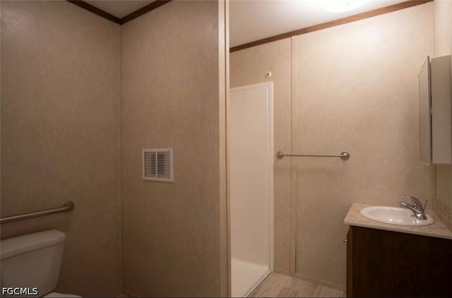 7905 Bogart DR, North Fort Myers, FL 33917