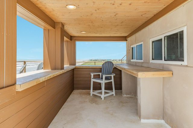13210 Bermuda Beach Drive, Galveston, TX 77554