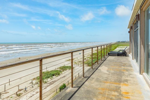 13210 Bermuda Beach Drive, Galveston, TX 77554