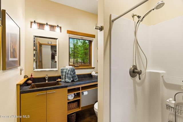 19712 N Cottagewood LN, Rathdrum, ID 83858