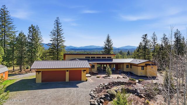 19712 N Cottagewood LN, Rathdrum, ID 83858