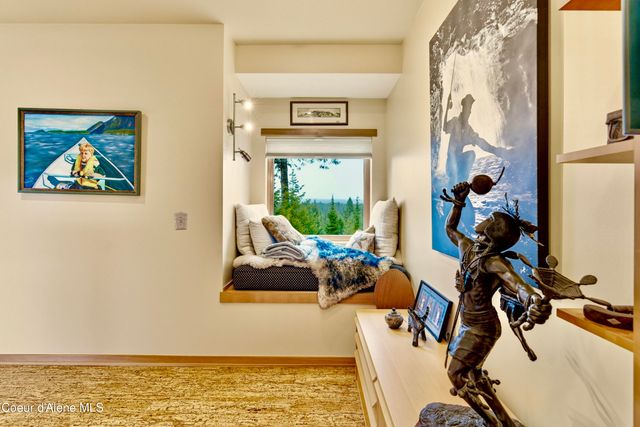 19712 N Cottagewood LN, Rathdrum, ID 83858