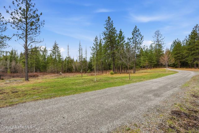19712 N Cottagewood LN, Rathdrum, ID 83858