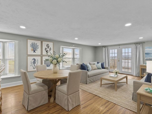 1048 16th Street, Dickinson, TX 77539