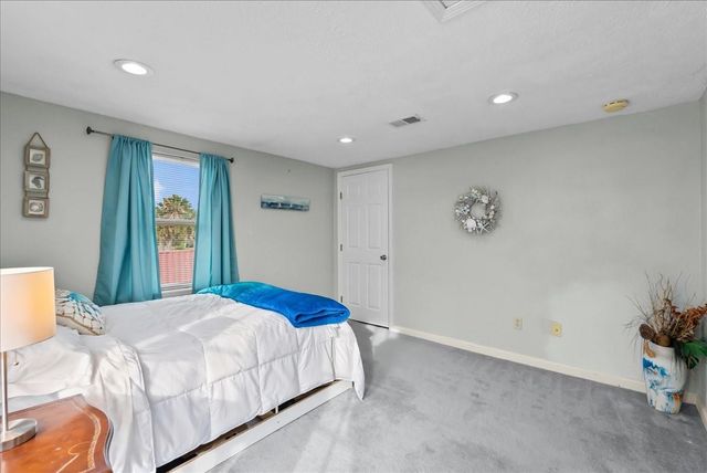 1048 16th Street, Dickinson, TX 77539