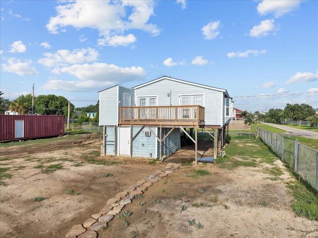 1048 16th Street, Dickinson, TX 77539