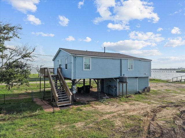 1048 16th Street, Dickinson, TX 77539