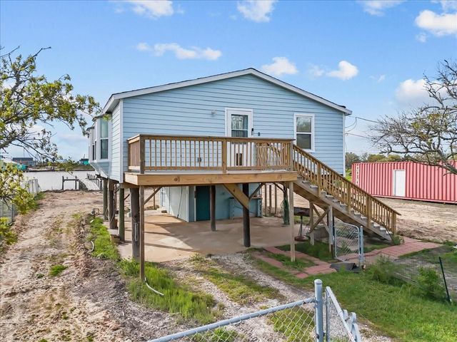 1048 16th Street, Dickinson, TX 77539