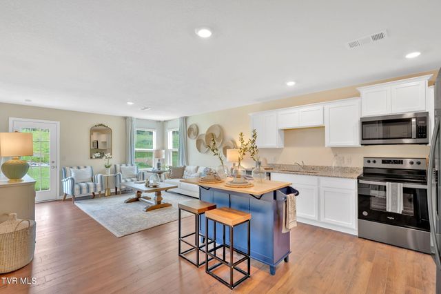 213 Crawford Circle, Bristol, TN 37620