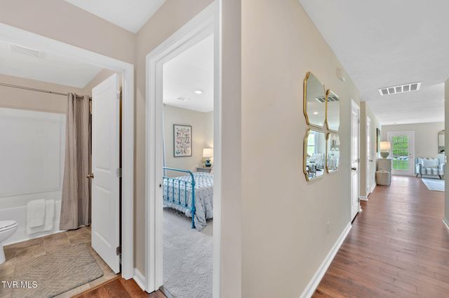 213 Crawford Circle, Bristol, TN 37620
