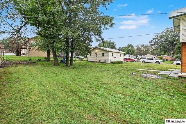 1502 Main Street, Bellevue, NE 68005