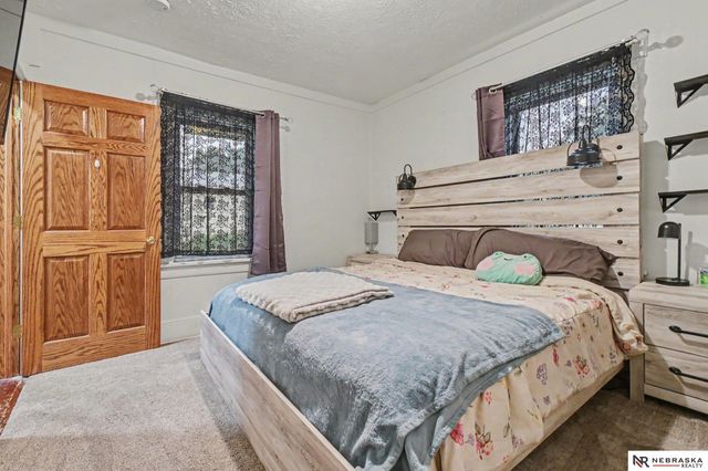 1502 Main Street, Bellevue, NE 68005