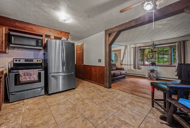 17 George Loomis Rd, Southwick, MA 01077